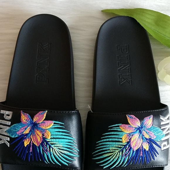 PINK Victoria's Secret Slide/Sandals size M(7-8) - Picture 2 of 4